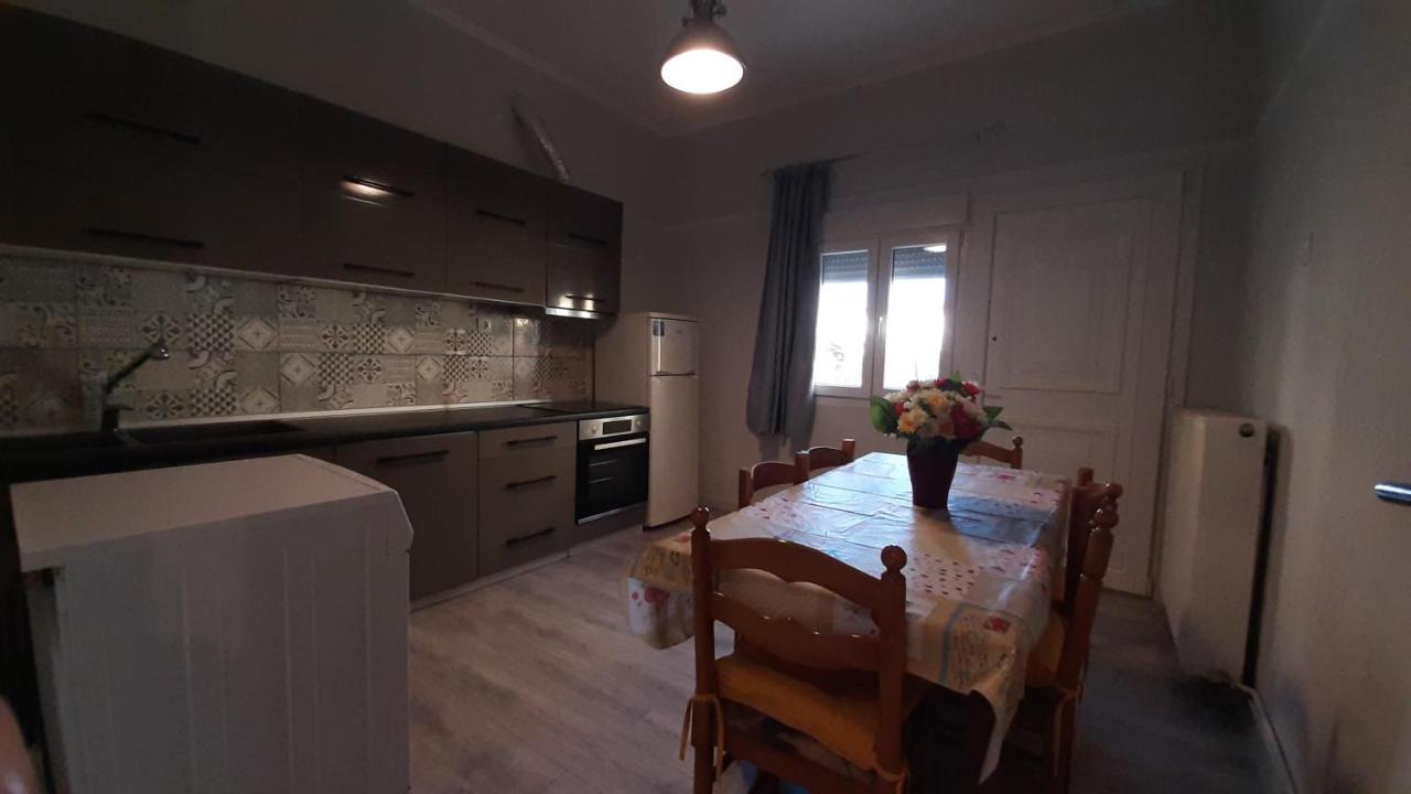 Irida Apartments Nea Skioni Extérieur photo
