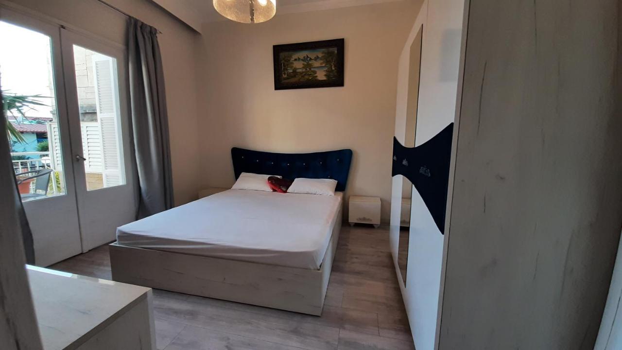 Irida Apartments Nea Skioni Extérieur photo