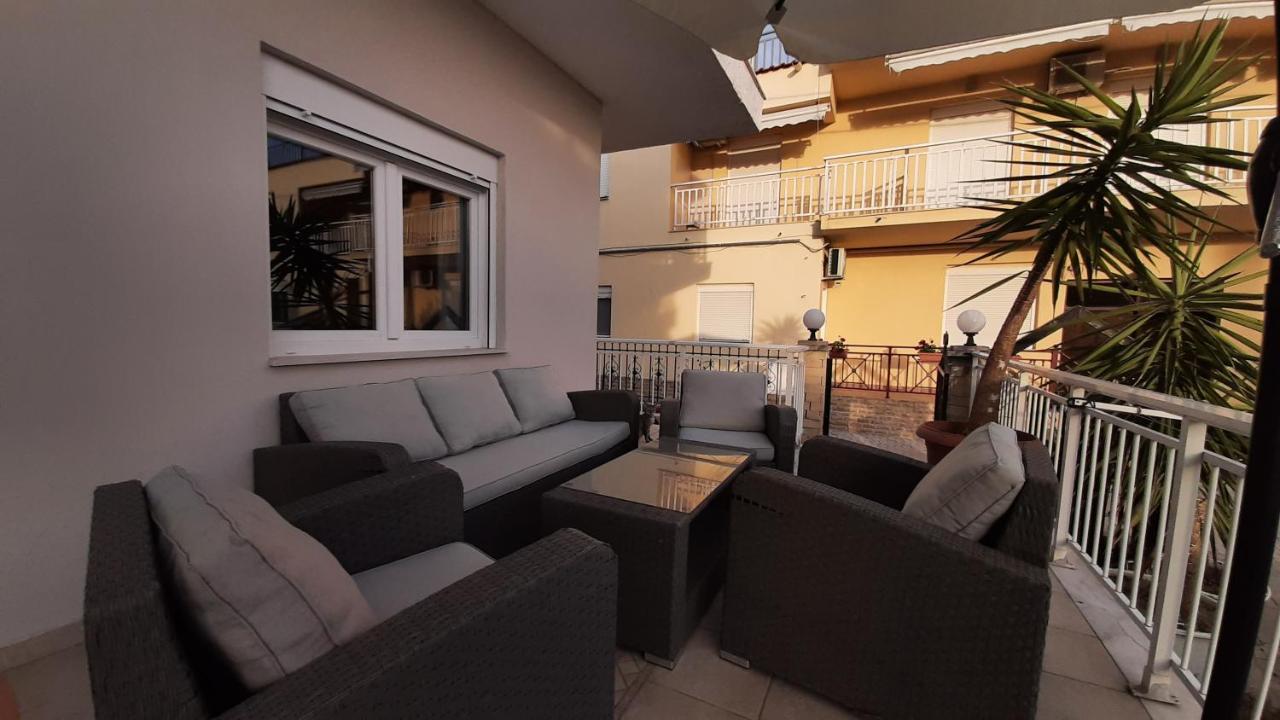 Irida Apartments Nea Skioni Extérieur photo
