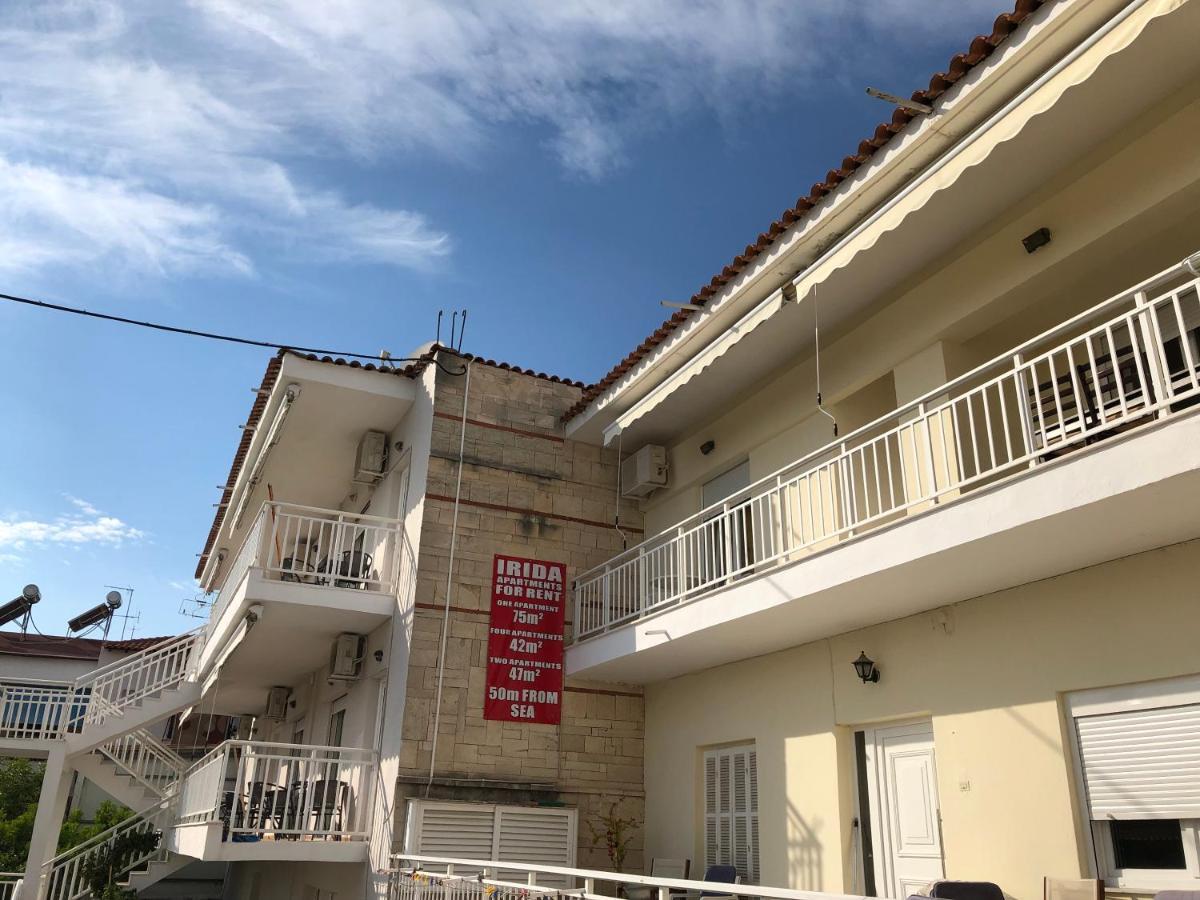 Irida Apartments Nea Skioni Extérieur photo