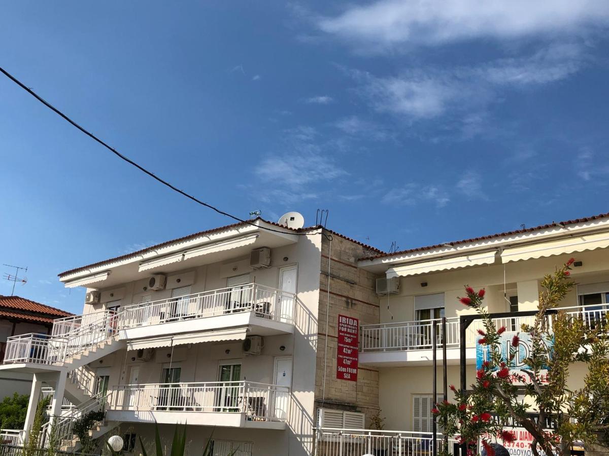 Irida Apartments Nea Skioni Extérieur photo